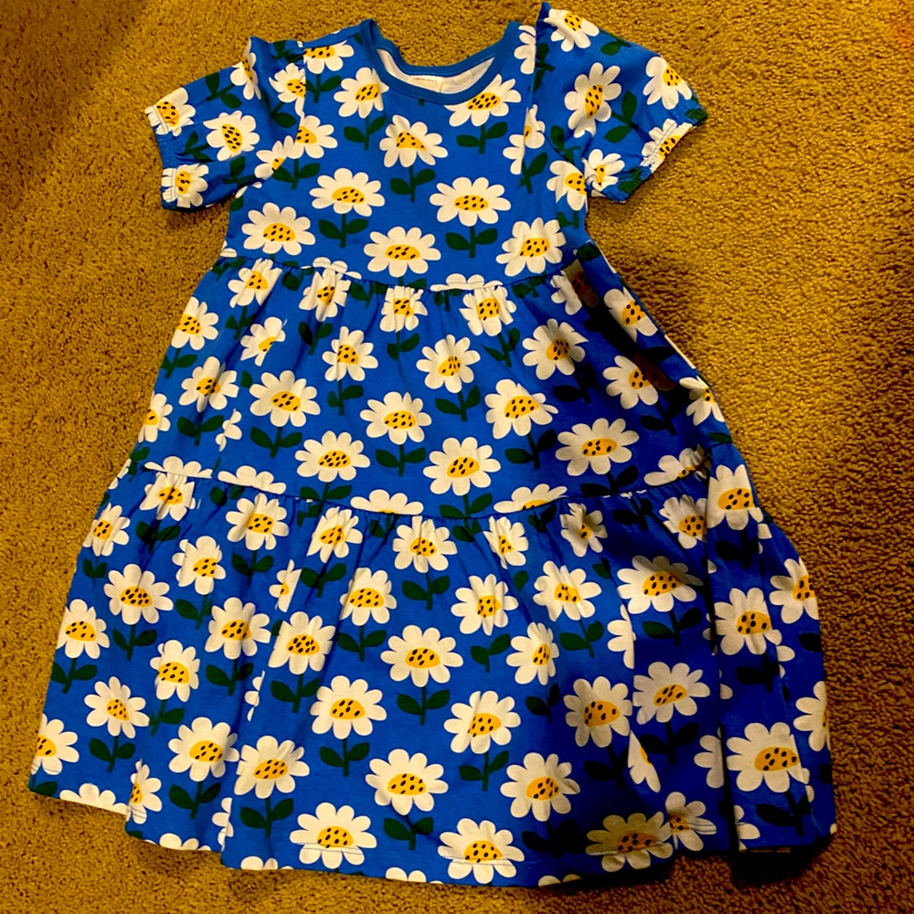 Hanna Anderson dress size 120 or 6-7 (runs big)